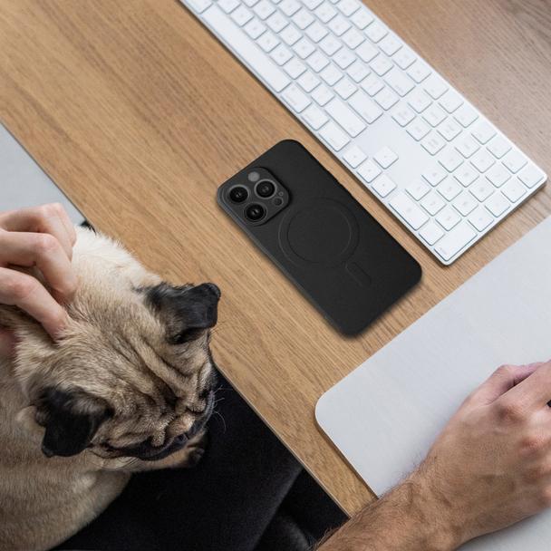 Futerał do iPhone 11 Silicone Mag Cover zgodny z MagSafe czarny